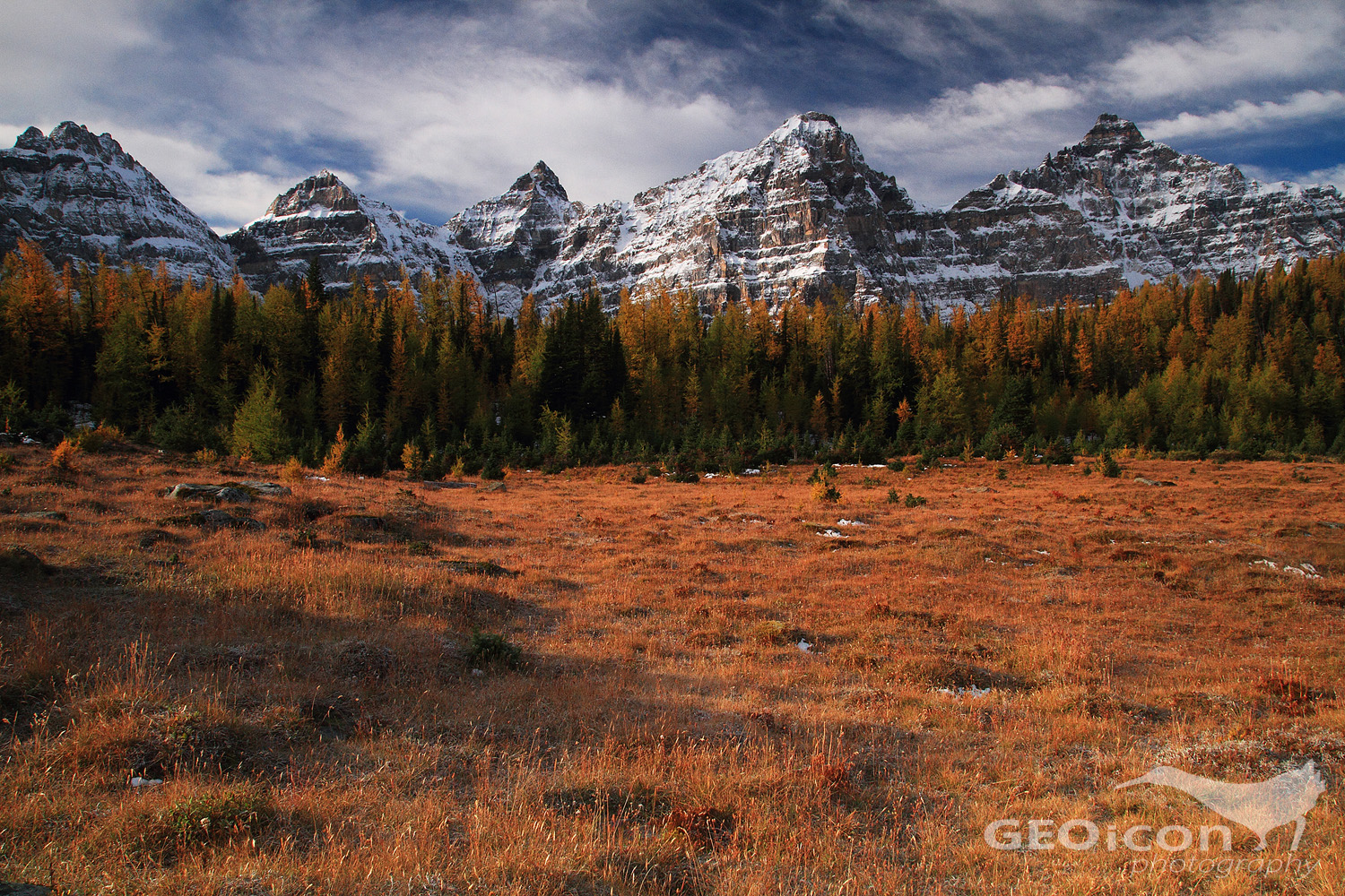 Ten peak valley, Alberta